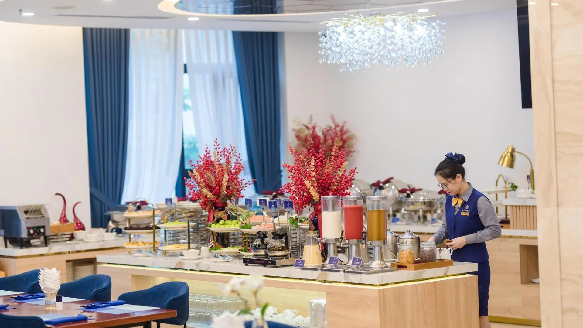 Sandals Island Hotel Nha Trang