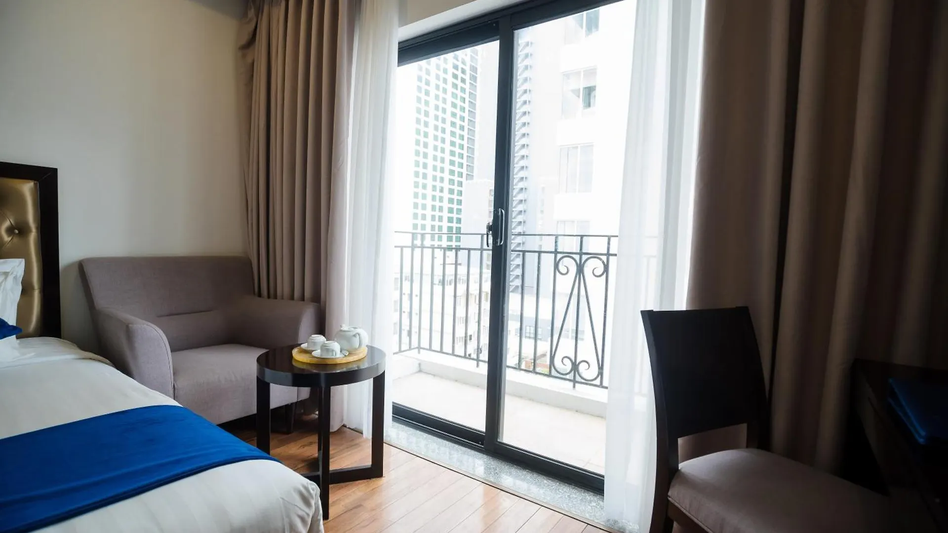 Sandals Island Hotel Nha Trang